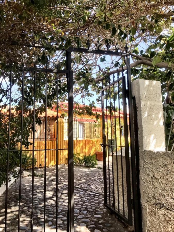 Casa Amarilla Junto Al Mar Villa กันเดลาเรีย ภายนอก รูปภาพ